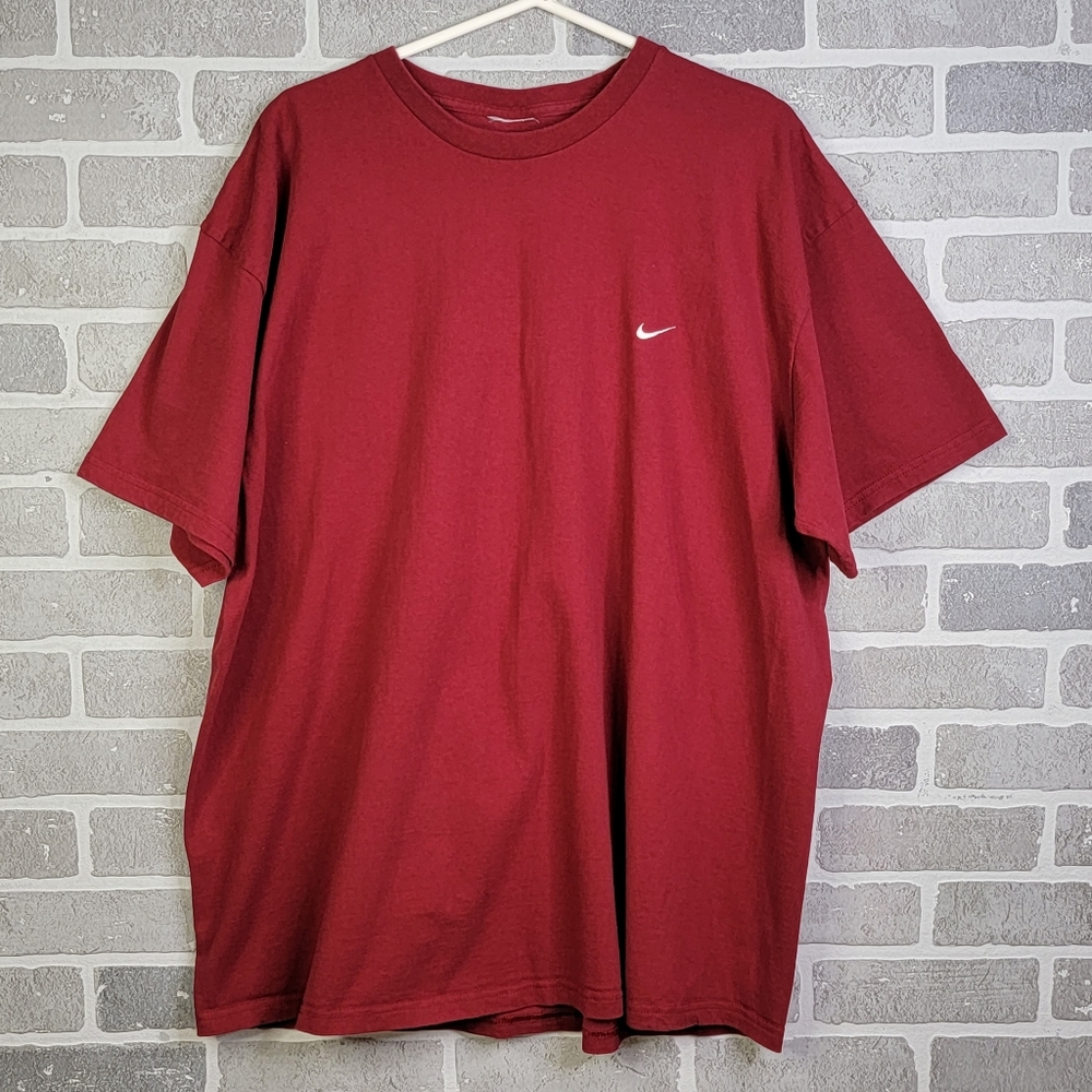 Nike Embroidered Check Maroon Essential Basic Blank Tee T-Shirt Men's Cut Tag